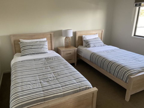 Beach Retreat Townhouse - Yamba Accommodation 2