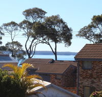 Beach Shack on Calton - Yamba Accommodation