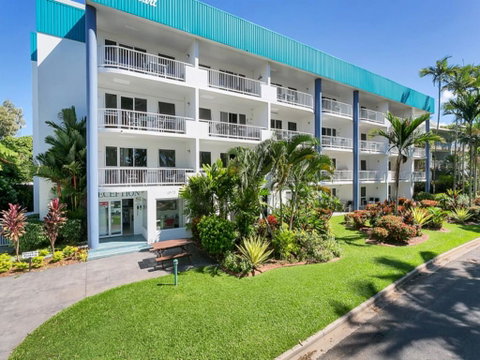 Beachfront Apartment Agincourt Clifton Beach - Yamba Accommodation 2