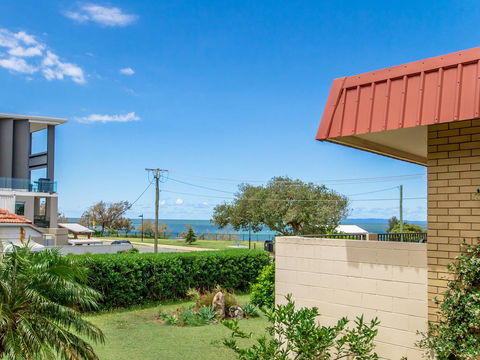 Beachfront Apt With Private Pool - Yamba Accommodation 3