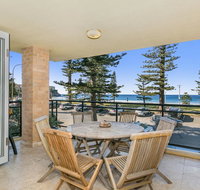 Beachfront on Golden Mile - Yamba Accommodation