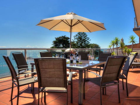 Beachfront Penthouse Cowes - Yamba Accommodation 1
