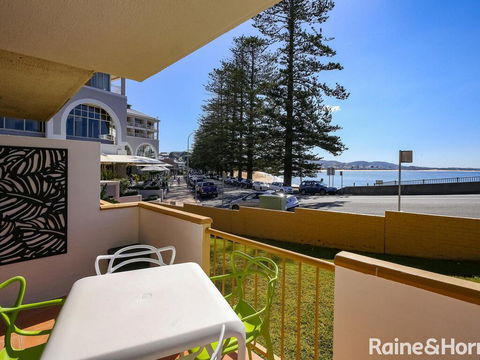 Beachfront Terrigal - 4/24 Terrigal Espl - Yamba Accommodation 1