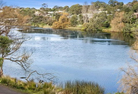 Riviera Lakeside With Uninterrupted Water Views - Yamba Accommodation 1
