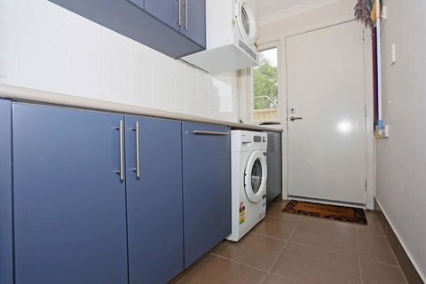 Relax At Falcon By The Bay - Yamba Accommodation 2