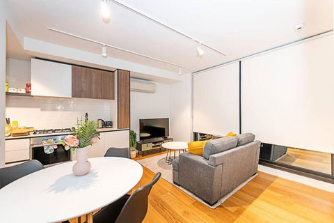 Relaxing Urban Oasis - Yamba Accommodation 0