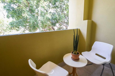 Resort-style Coastal Living With Balcony & Pool - Yamba Accommodation 3