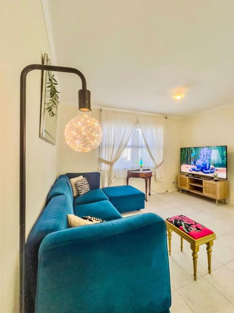 RetroRhapsody - Yamba Accommodation 0