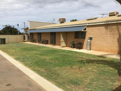 Rhodeside Lodge - Yamba Accommodation 1
