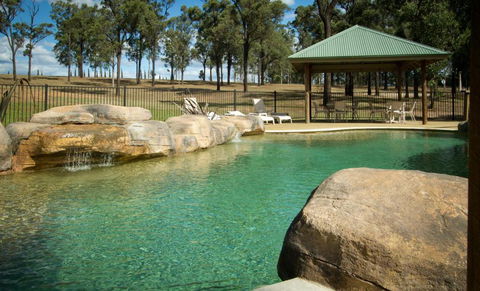 RidgeView - Yamba Accommodation 3