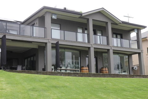 River Devine - Yamba Accommodation 0