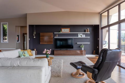 River Haven Serene Spacious With River Views - Yamba Accommodation 2