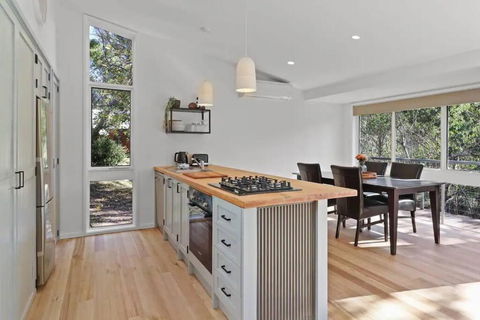 River Rest Merrijig Near Base Of Mount Buller - Yamba Accommodation 1