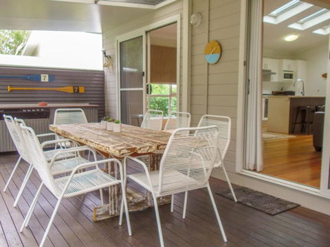 Riverside Retreat - Yamba Accommodation 1