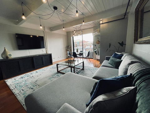 Red Tulip Apartments In Prahran - Yamba Accommodation 0