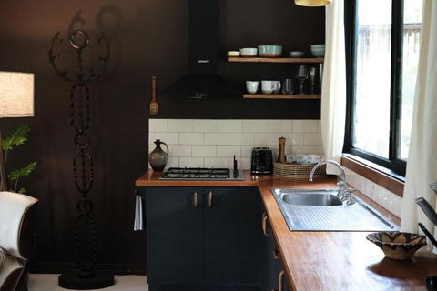 Romantic Wooden Nature Cabin Overlooking Forest & Crystal Clear River - Yamba Accommodation 3