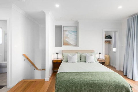 Rockpool Escape - A Coastal Refresh Near The Marina - Yamba Accommodation 0