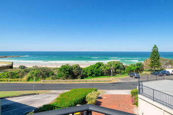 Romiaka 8 with Yamba Accommodation