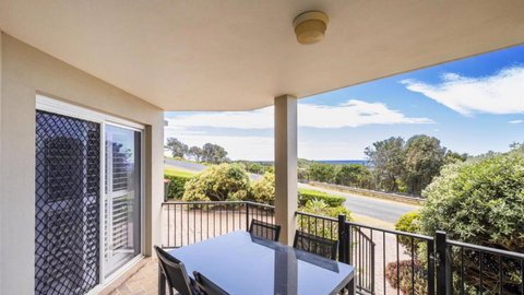 Romiaka Unit 1 - Yamba Accommodation 1