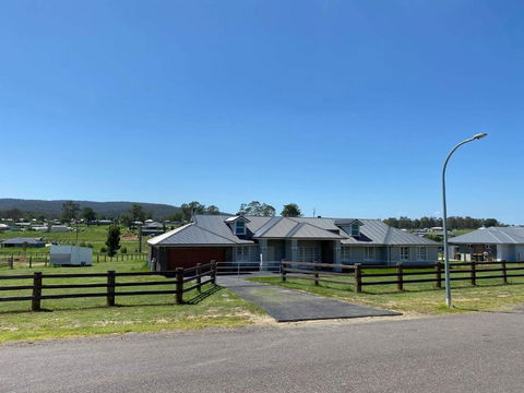 Rosehill Vines - Yamba Accommodation 2