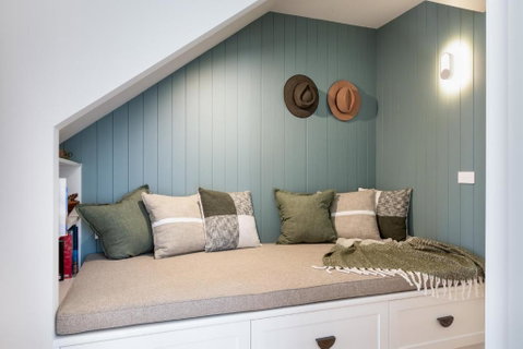 Rosewood Retreat New Luxury Home - Yamba Accommodation 3