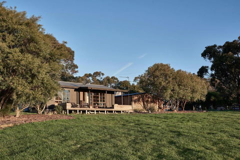 Ross Farm - Cabin - Yamba Accommodation 1