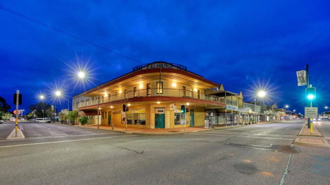 Royal Exchange Hotel - Yamba Accommodation 0