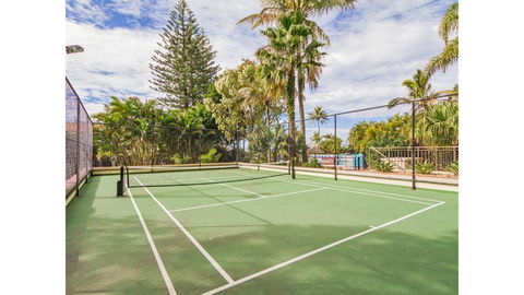 Royal Palm 19 - Yamba Accommodation 3