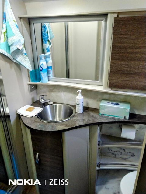 RV Caravan In Rural Setting On Edge Of Town Close To AgQuip - Yamba Accommodation 2