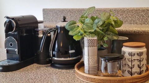Sabi Robe WiFi 300m To Beach Dog Friendly - Yamba Accommodation 1