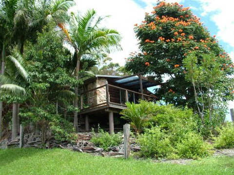 Sacred Mountain Retreat - Yamba Accommodation 3