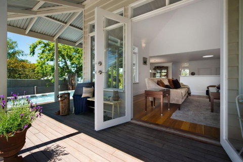 Sades - Yamba Accommodation 2