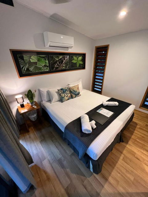 Safari Lodge - Yamba Accommodation 1