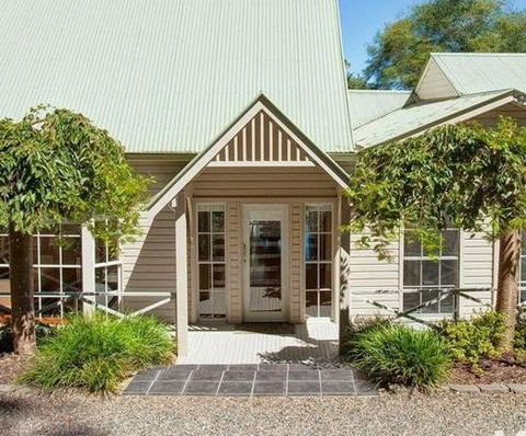 Sage Manor Bowral - Yamba Accommodation 1
