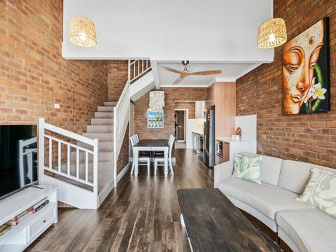 Sailz Villas Unit 4 - Yamba Accommodation 0