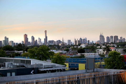 Saint George - The Townhouse - Yamba Accommodation 0