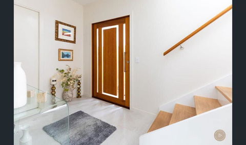 Salt Zen Holiday Townhouse - Yamba Accommodation 2