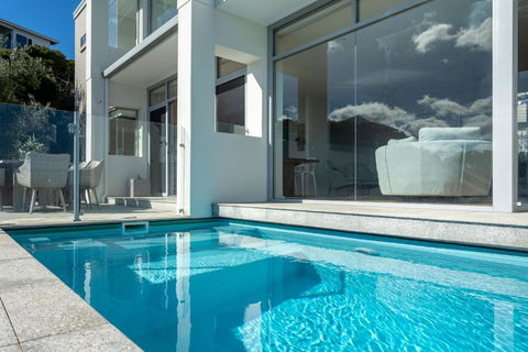 Salty Kiss I Private Properties - Yamba Accommodation 3