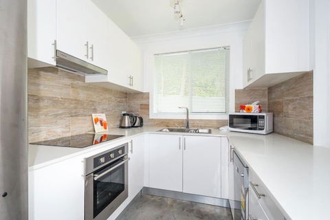 Salty Kisses Holiday House - Yamba Accommodation 1