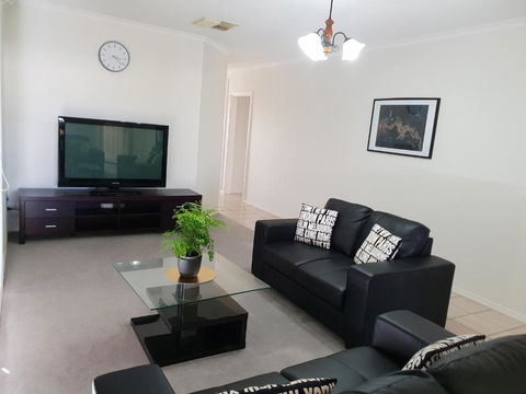 SAN Mateo - Yamba Accommodation 1