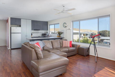 San Remo Views - Yamba Accommodation 0