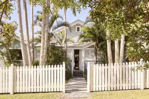 Sanctuary Spaces - Kia Ora Byron - Yamba Accommodation 1