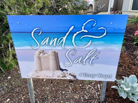 Sand & Salt - Yamba Accommodation 1