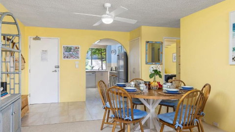 Sand And Sea - Yamba Accommodation 2