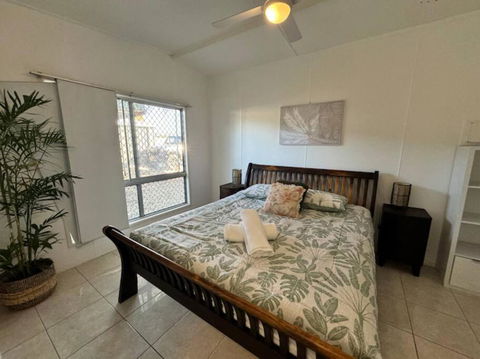 Sand Bars - Spacious, Beach, Pets - Yamba Accommodation 0