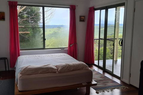 Sanctuary In Luscious Green Hills Of Coorabell - Yamba Accommodation 3