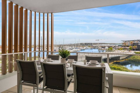 Sailview Escape - A Tranquil Marina Hideaway - Yamba Accommodation 3