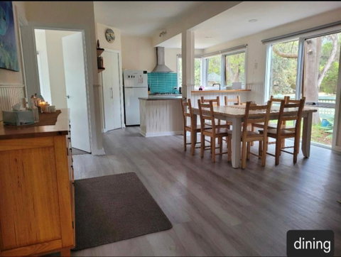 Sanders Beach House - Yamba Accommodation 3