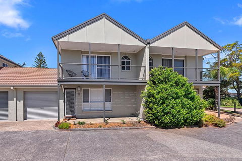 Sandcastles 11-23 Robinson St - Yamba Accommodation 1