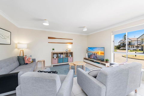 Sandcastles 11-23 Robinson St - Yamba Accommodation 3